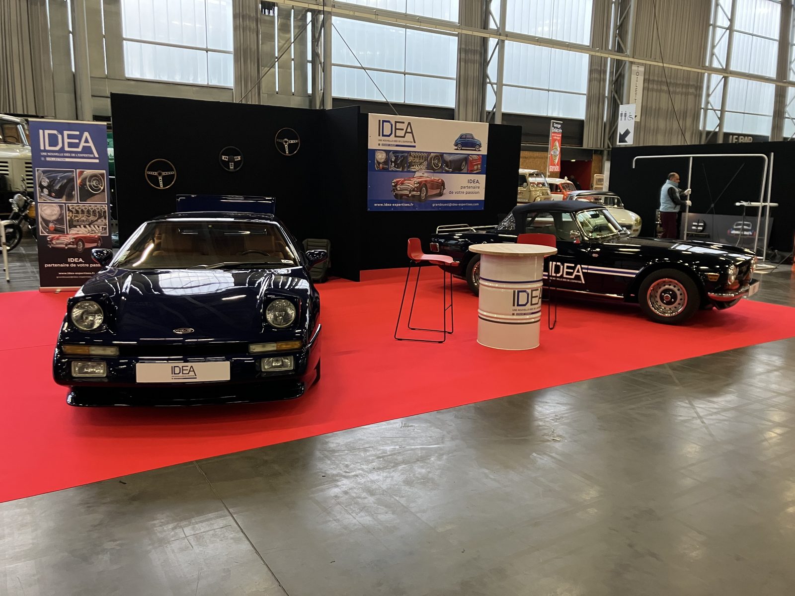 Stand IDEA - coupé sportif et TR6